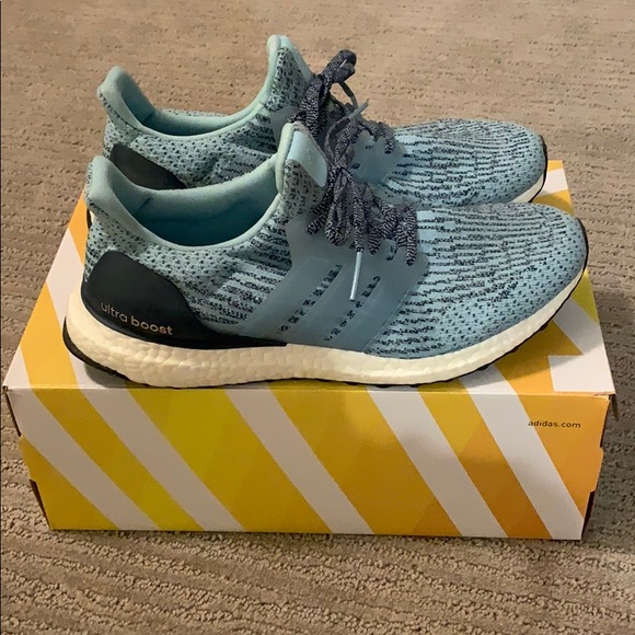 adidas Shoes - Adidas Ultraboost -only worn twice!